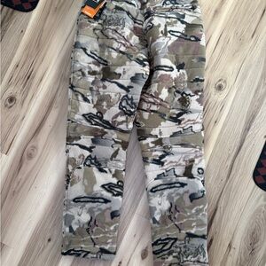 Under Armour Women's Camouflage Cargo Pants